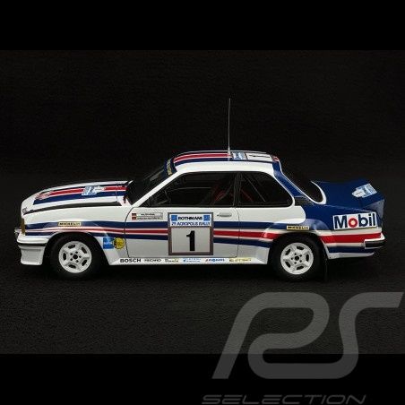 Seitenansicht eines Opel Ascona 400 im Rallye-Design mit Startnummer 1